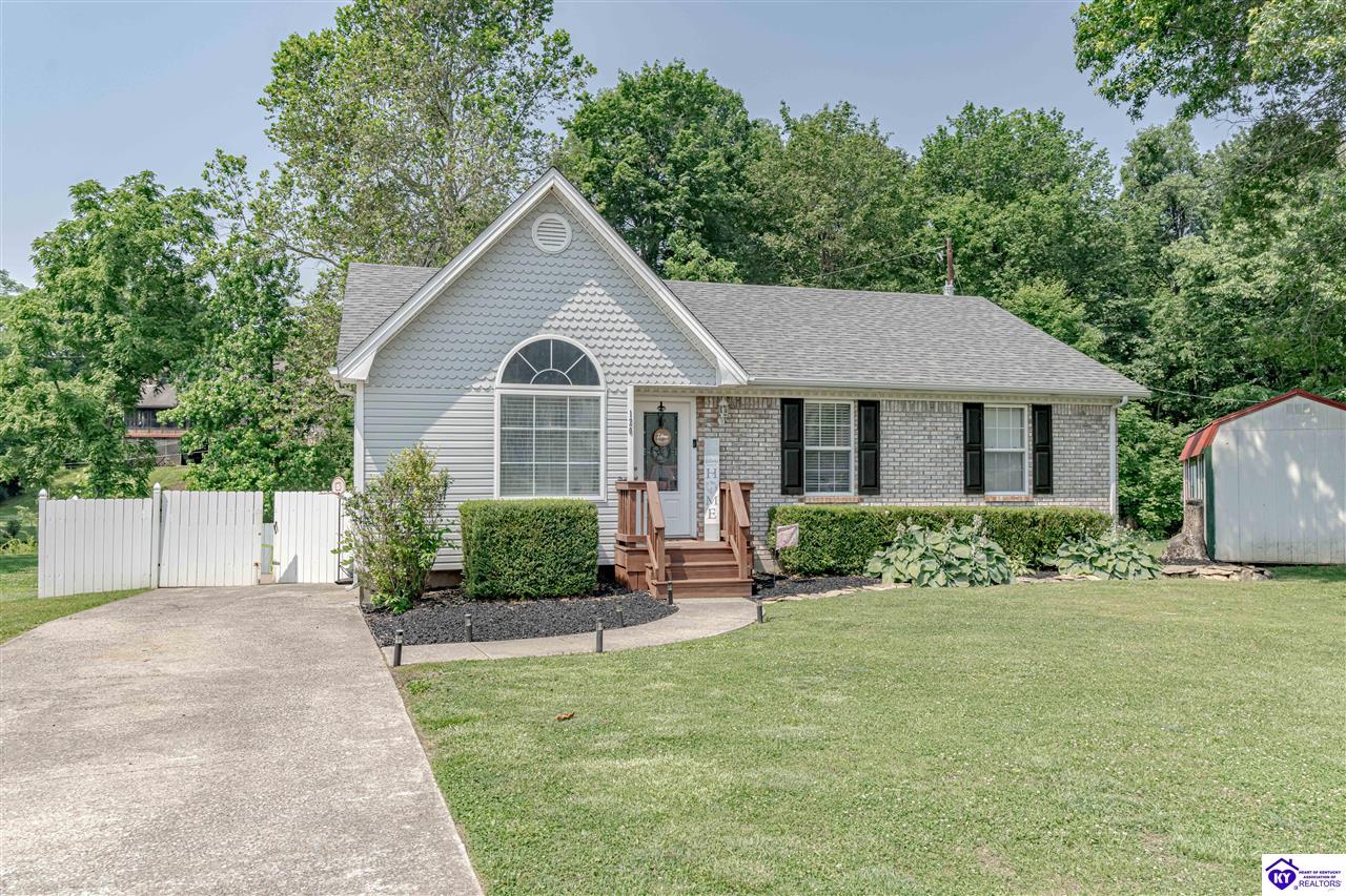 120 Amy Court photo 1