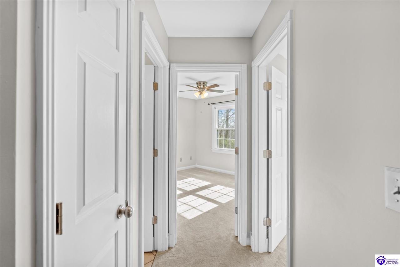 506 Delaware Court photo 22