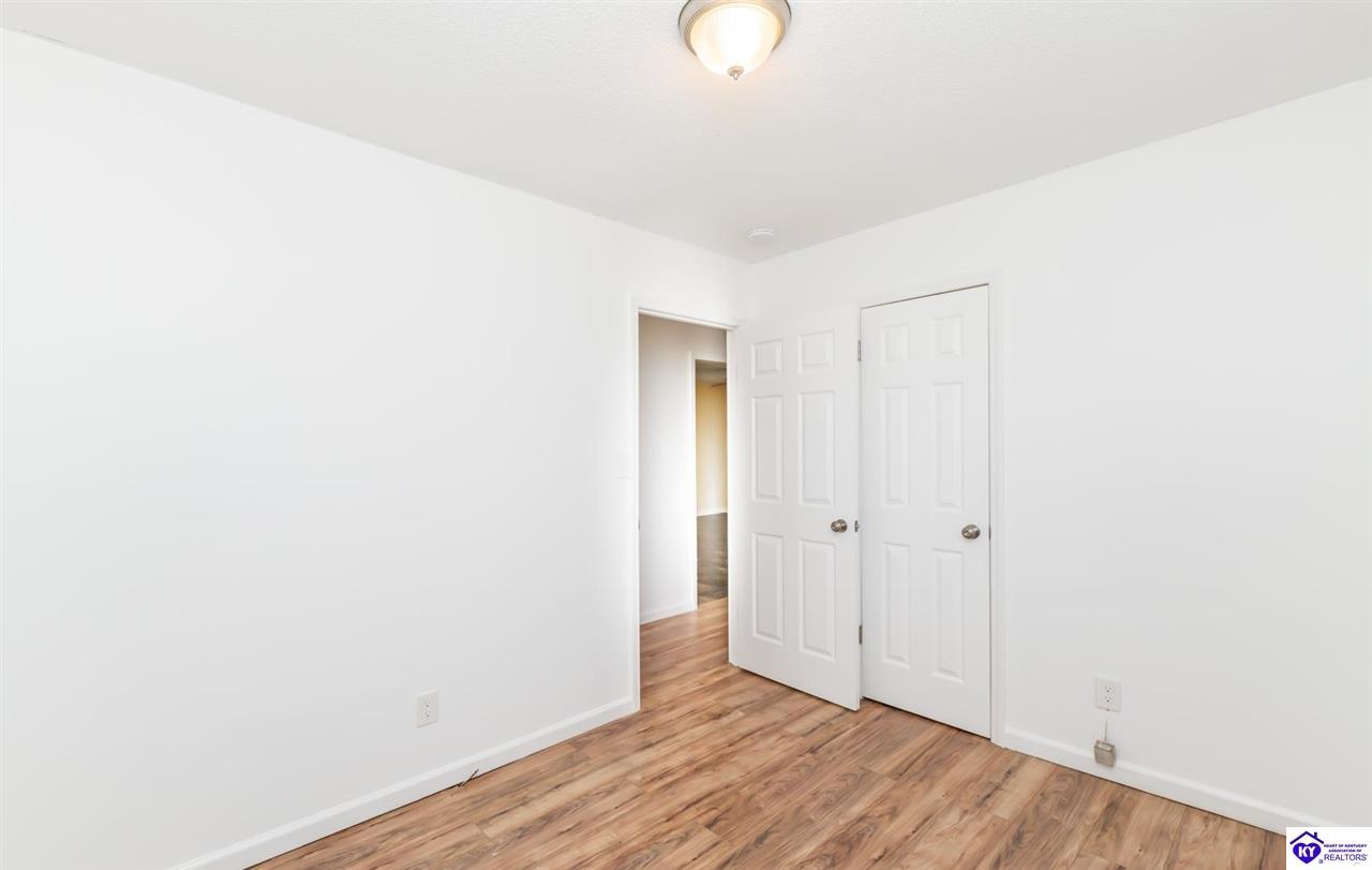 30 W Airview Drive photo 14