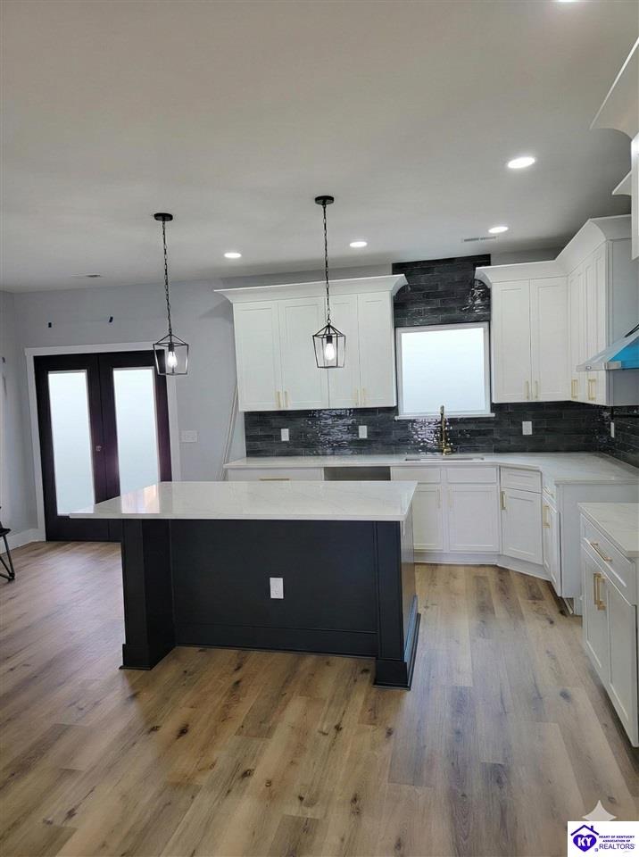 2480 Lake Road photo 2