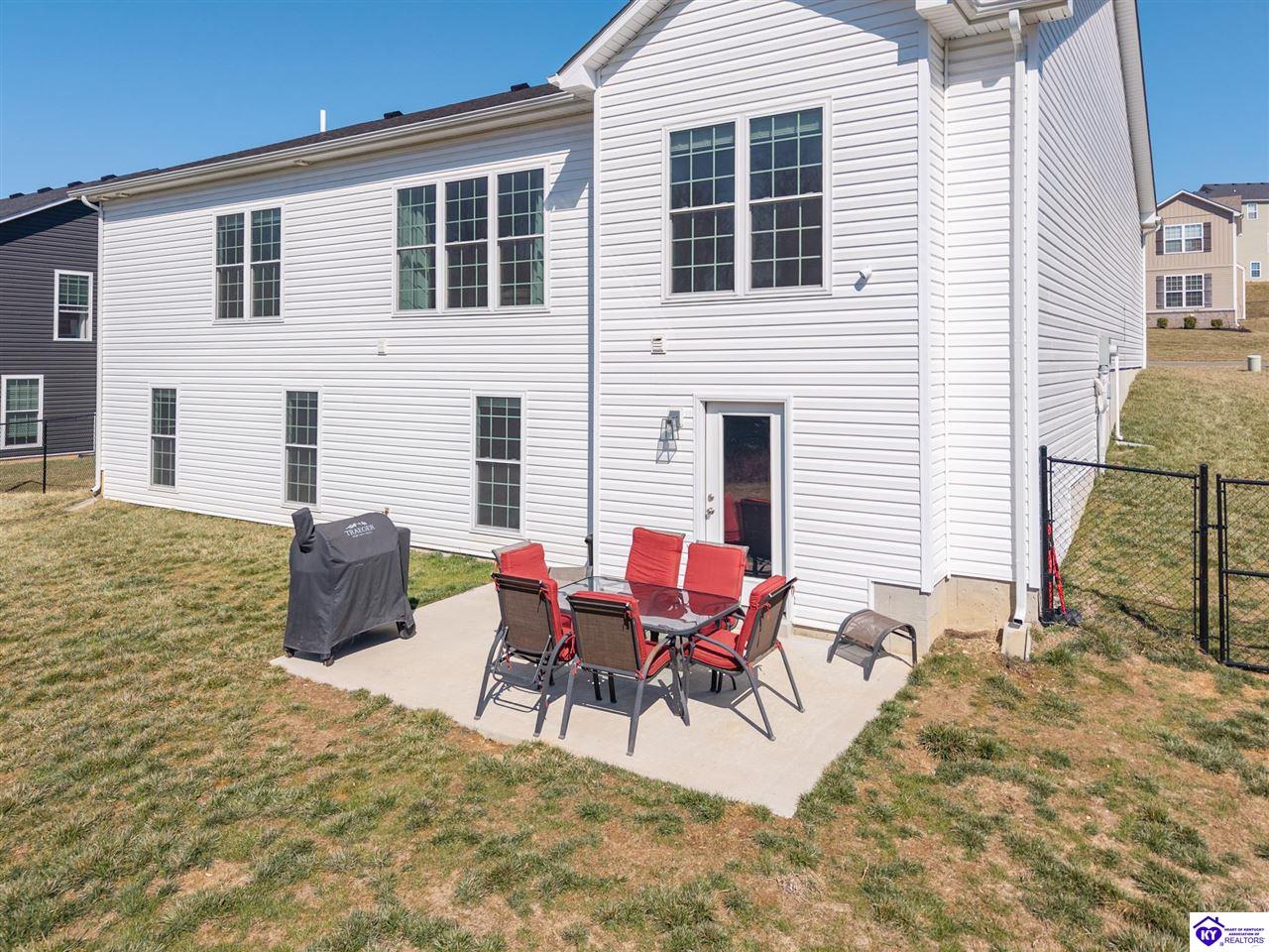 125 Dupree Court photo 32