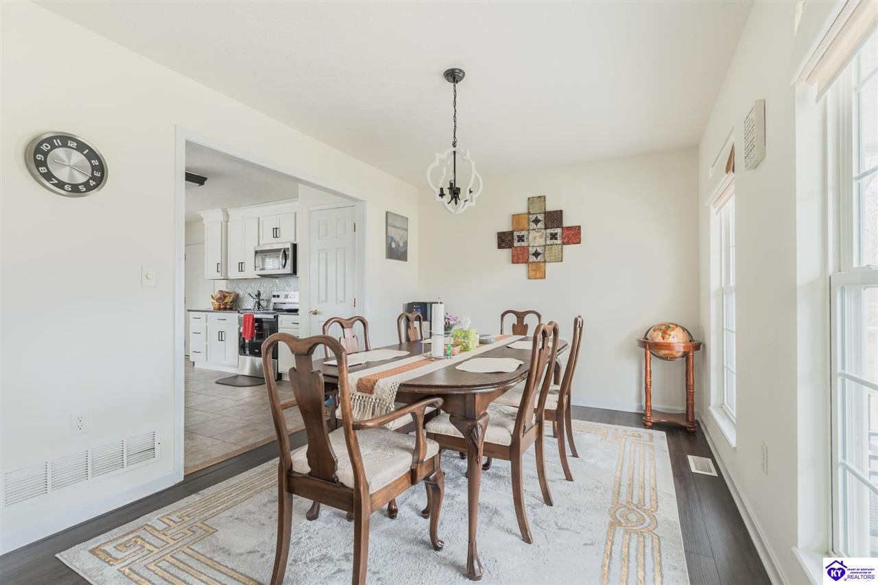 141 Shady Brook Court photo 10