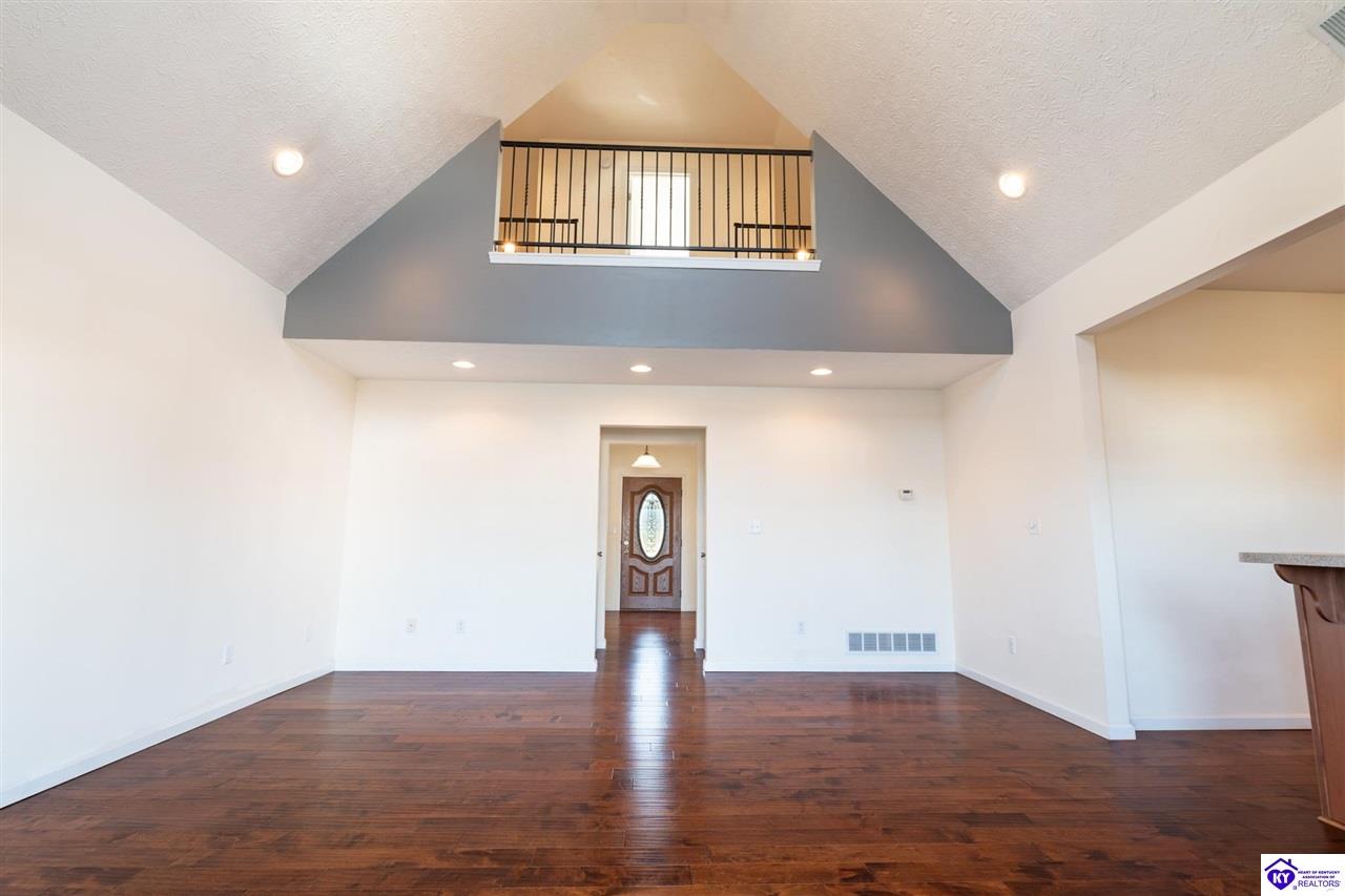 34 Windover Court photo 6
