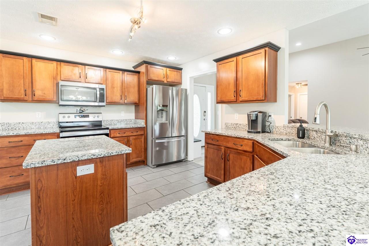 216 S Rushmore Drive photo 10