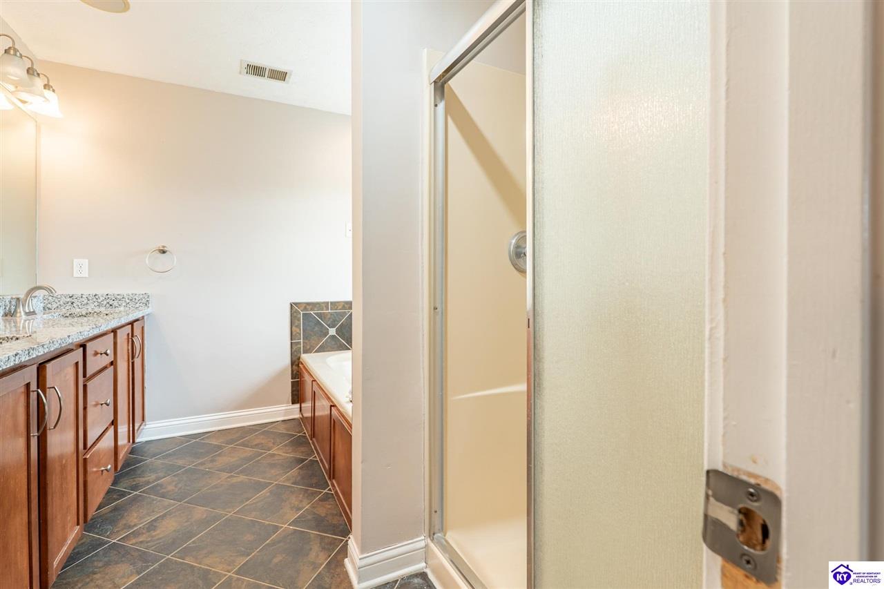 216 S Rushmore Drive photo 17