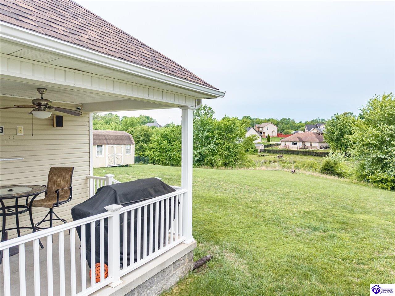 216 S Rushmore Drive photo 26