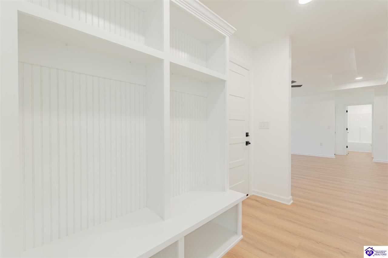 621 Yale Drive photo 20