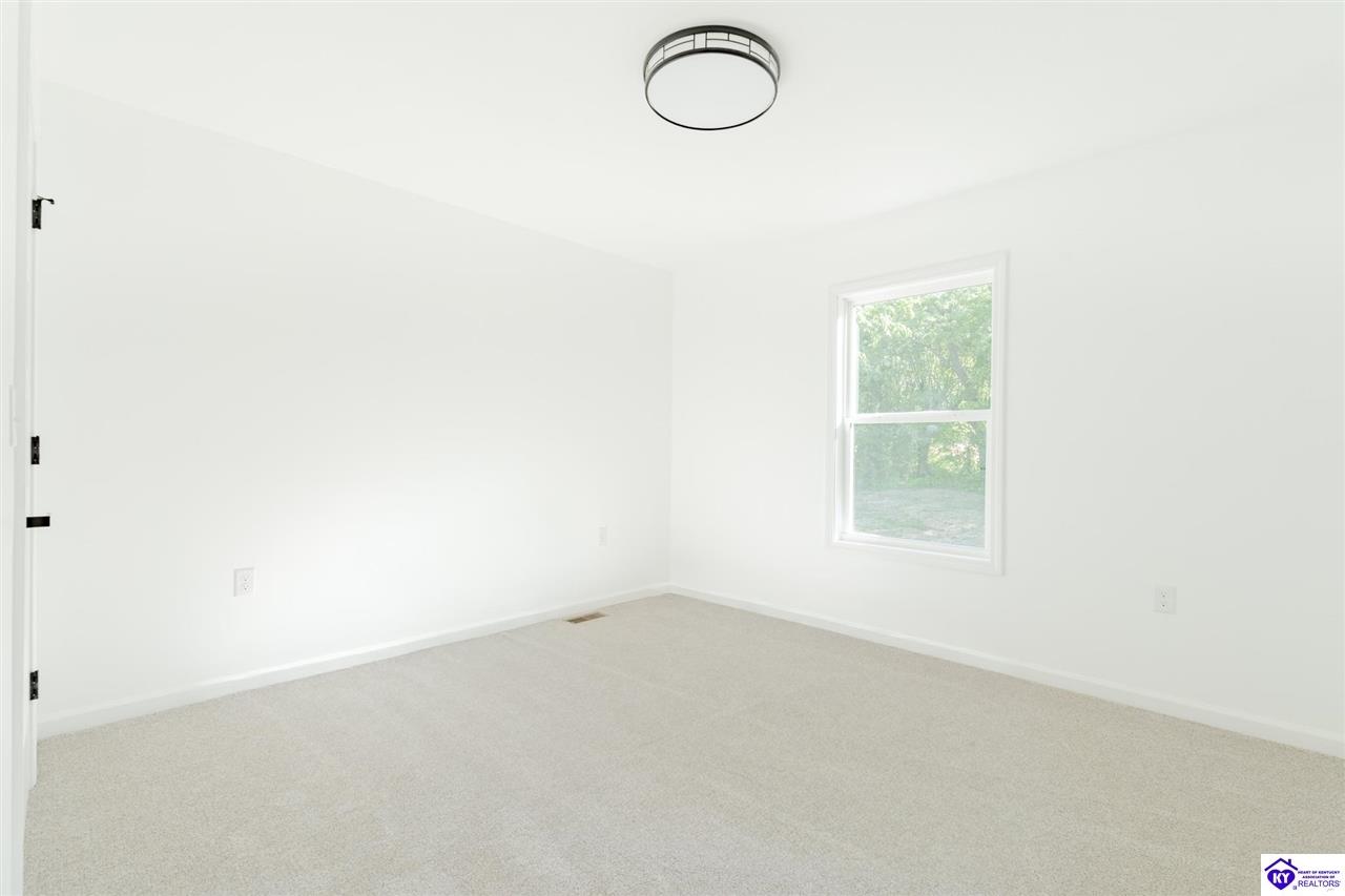 621 Yale Drive photo 21