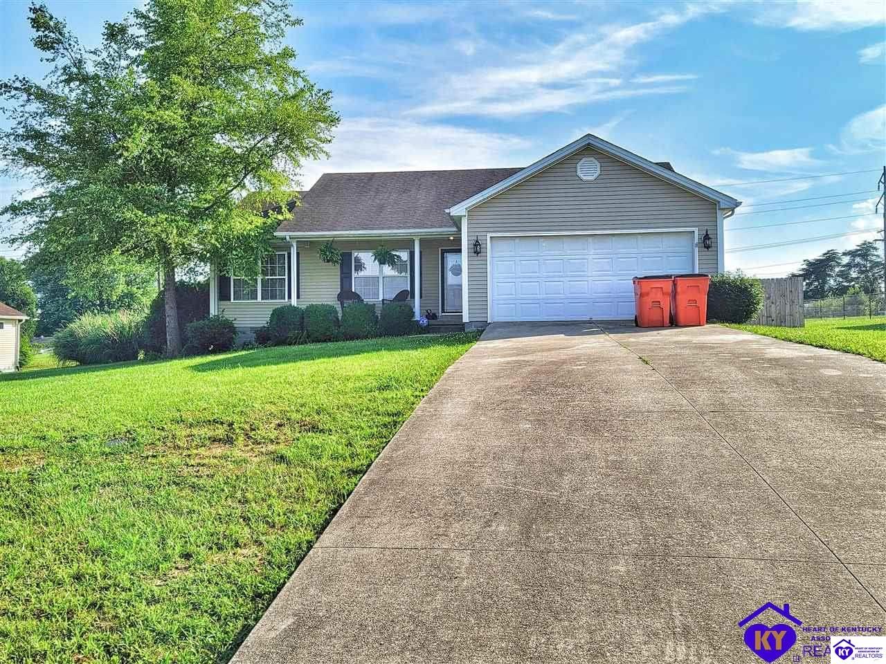 477 Kaylyn Drive photo 1